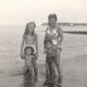 Andre DONS DE LAMBERT et ses 3 enfants : 
Colette, Jean-Pierre et Patricia 